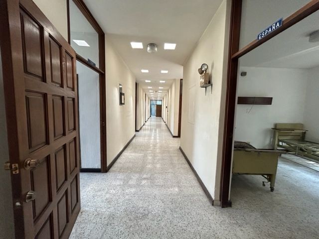 Propiedad en renta km 8 CES Edificio de 1000 metros con 2 niveles