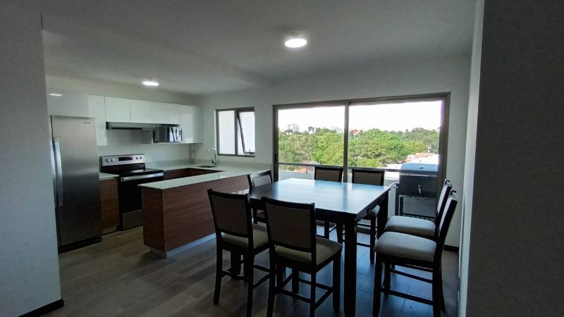 Apartamento zona 14 / RC