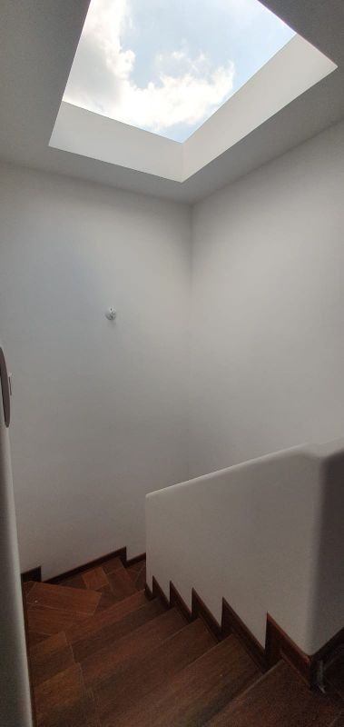 EN VENTA CASA NUEVA ZONA 16 HACIENDA REAL DENTRO DE CONDOMINIO