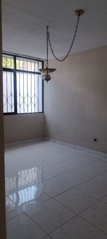 Casa en venta zona 12
