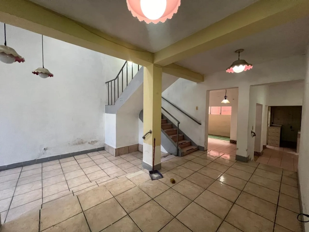 CASA EN RENTA ZONA 11 FUERA DE GARITA