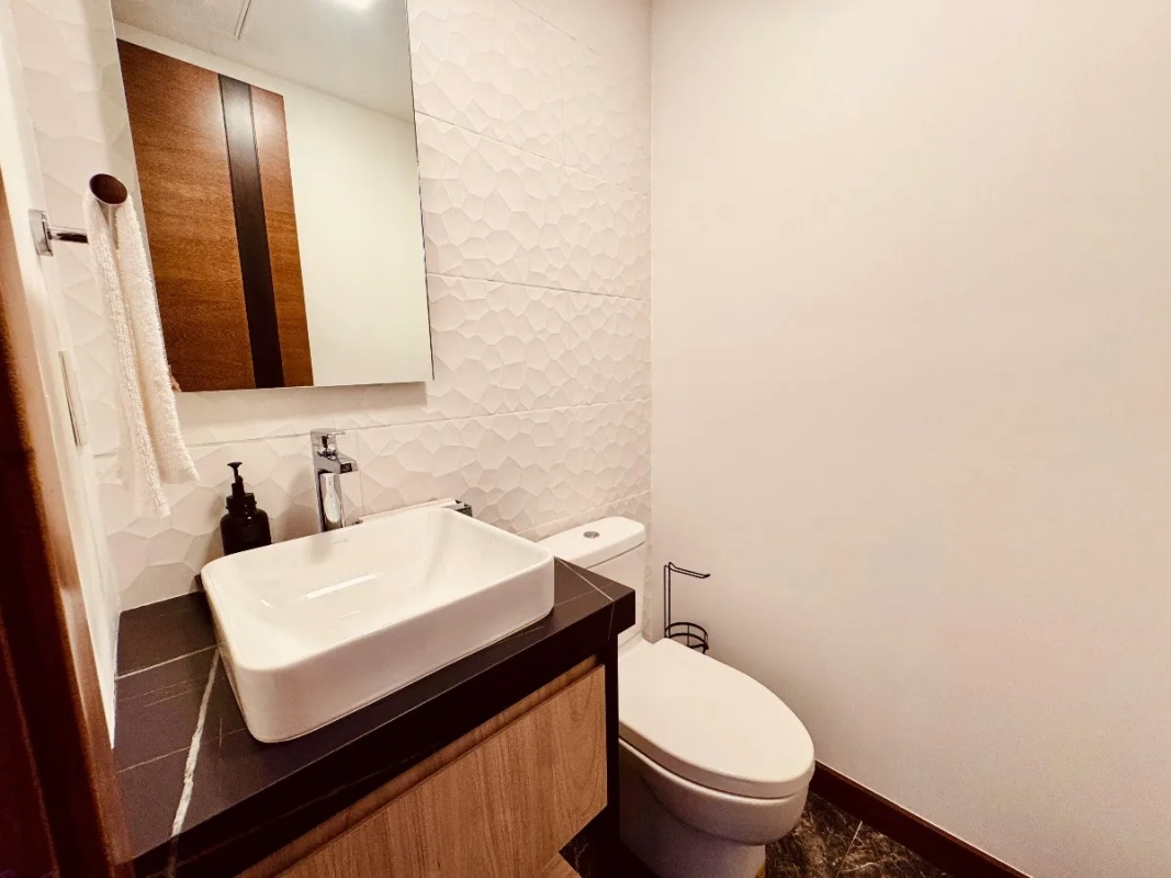 Apartamento en Venta en Zona 10 con Espacios Amplios y Funcionales + Amenidades Exclusivas