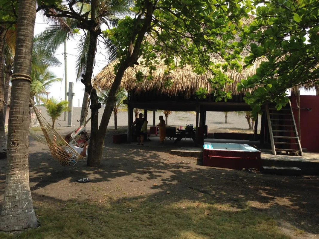 Terreno Frente al mar en aldea el Paredón, Escuintla. - Image 5