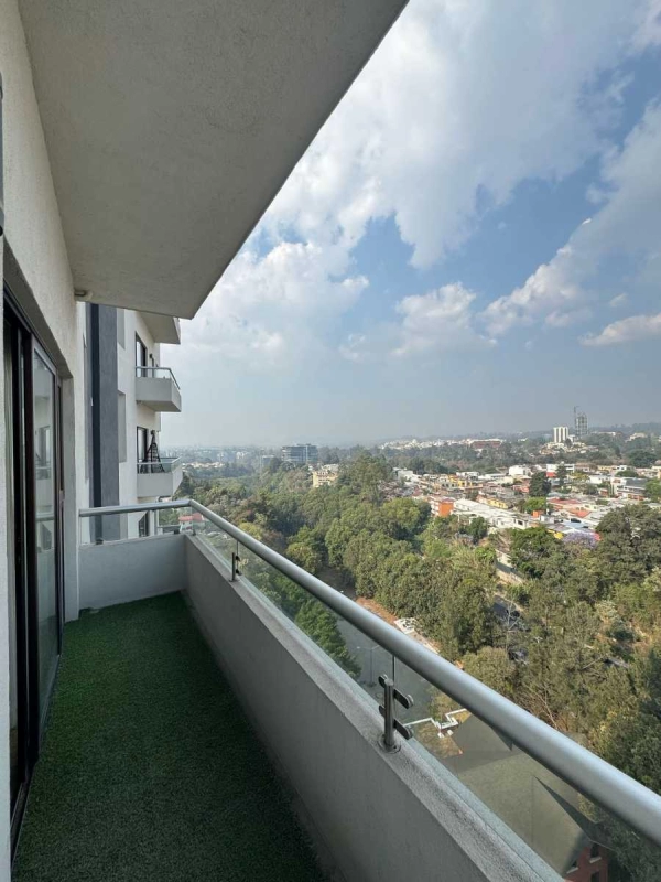 Apartamento en renta zona 15, excelente ubicación