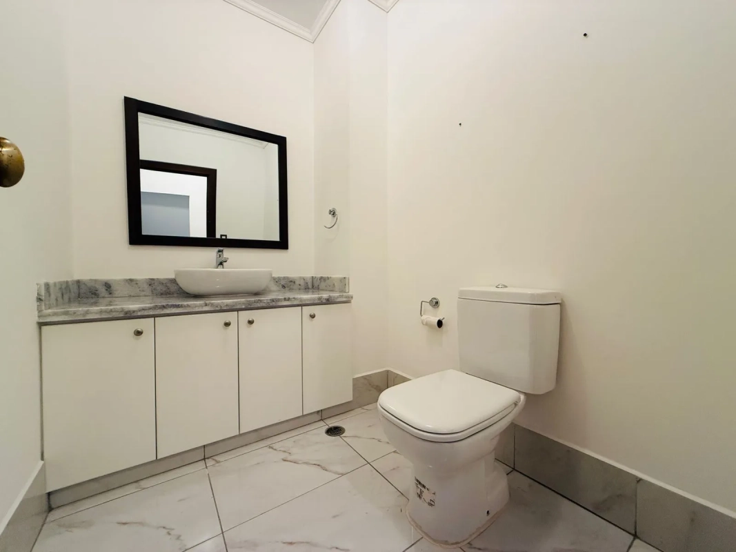 Alquiler de Amplio Apto. 3 Dormitorios, Granada Cayalá