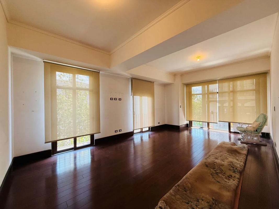 Alquiler de Amplio Apto. 3 Dormitorios, Granada Cayalá