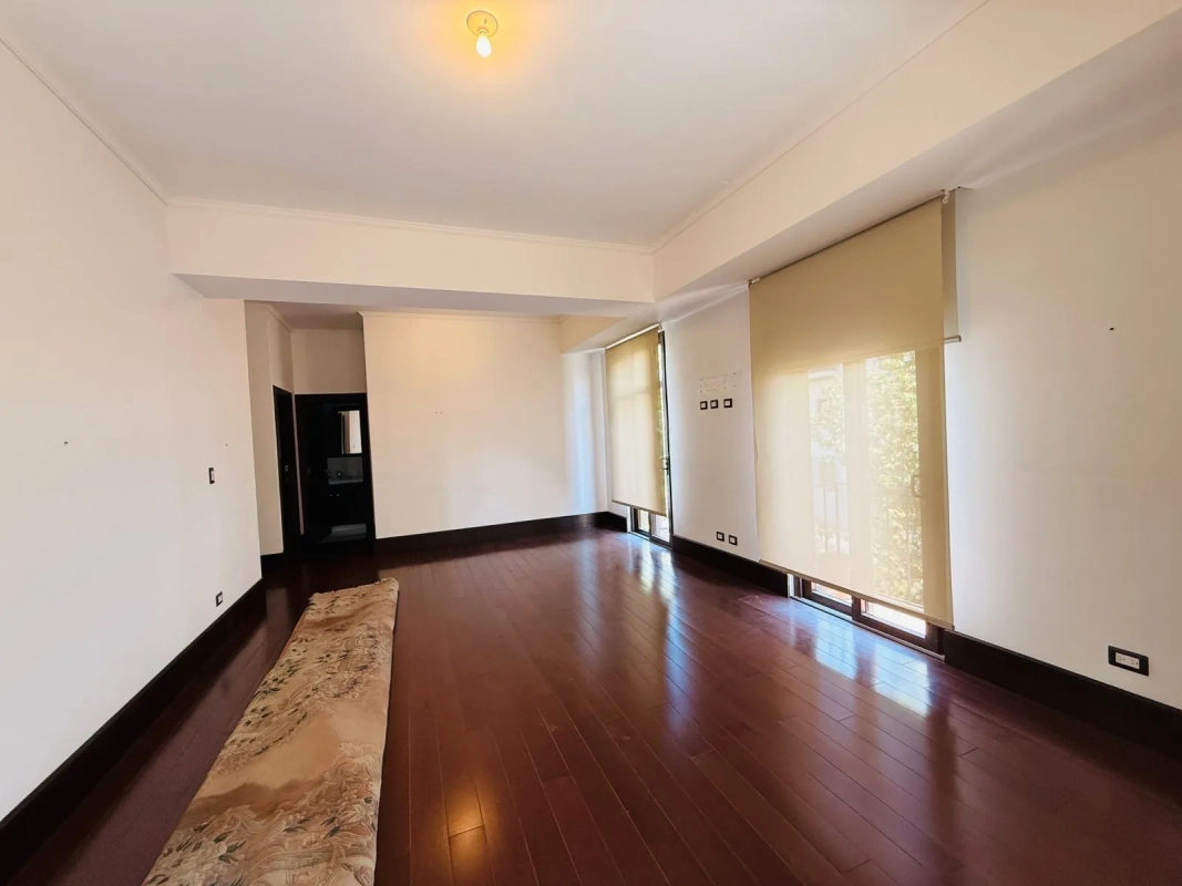 Alquiler de Amplio Apto. 3 Dormitorios, Granada Cayalá