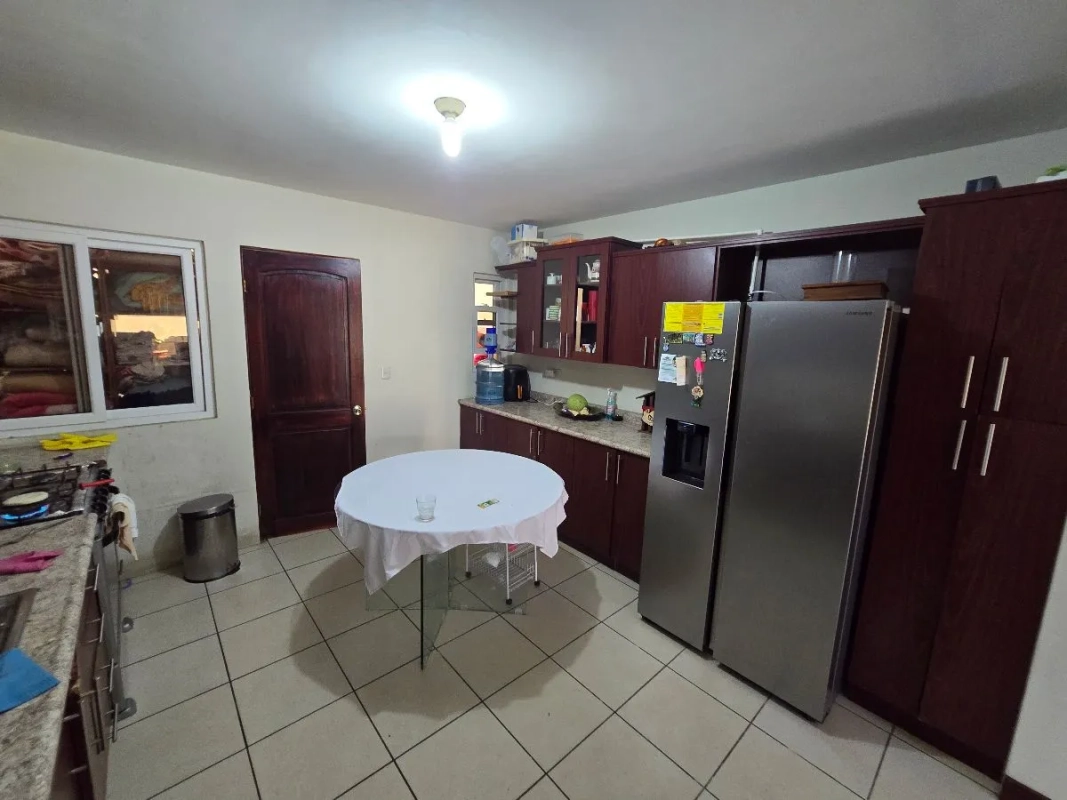 CASA EN VENTA ZONA 16