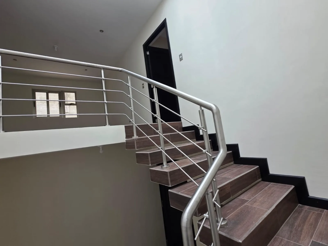 Casa nueva en Venta Hacienda Real, Zona 16