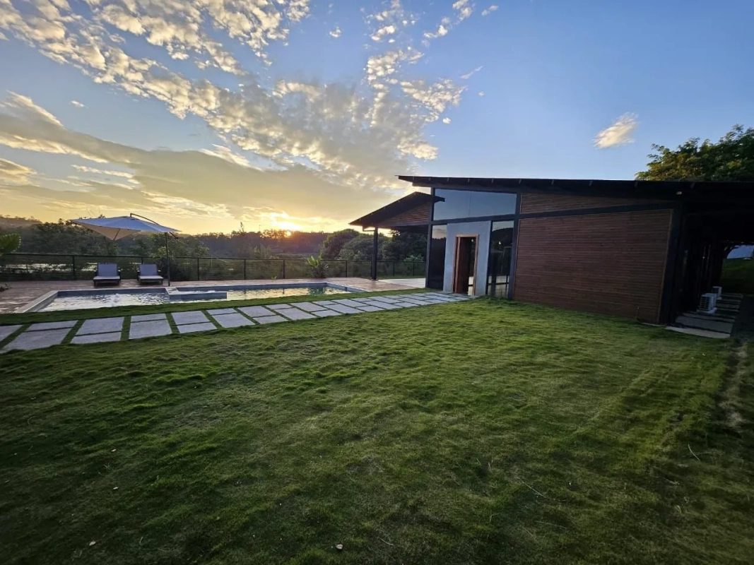 CABAÑA EN VENTA LAGUNA EL PINO