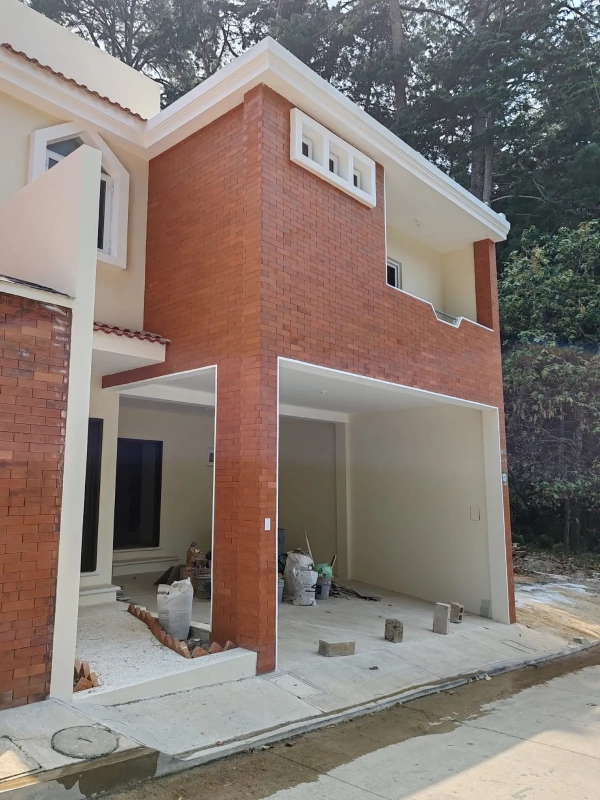 Casa en Venta San Lucas Sacatepéquez, Condominio Bosques de Oberland