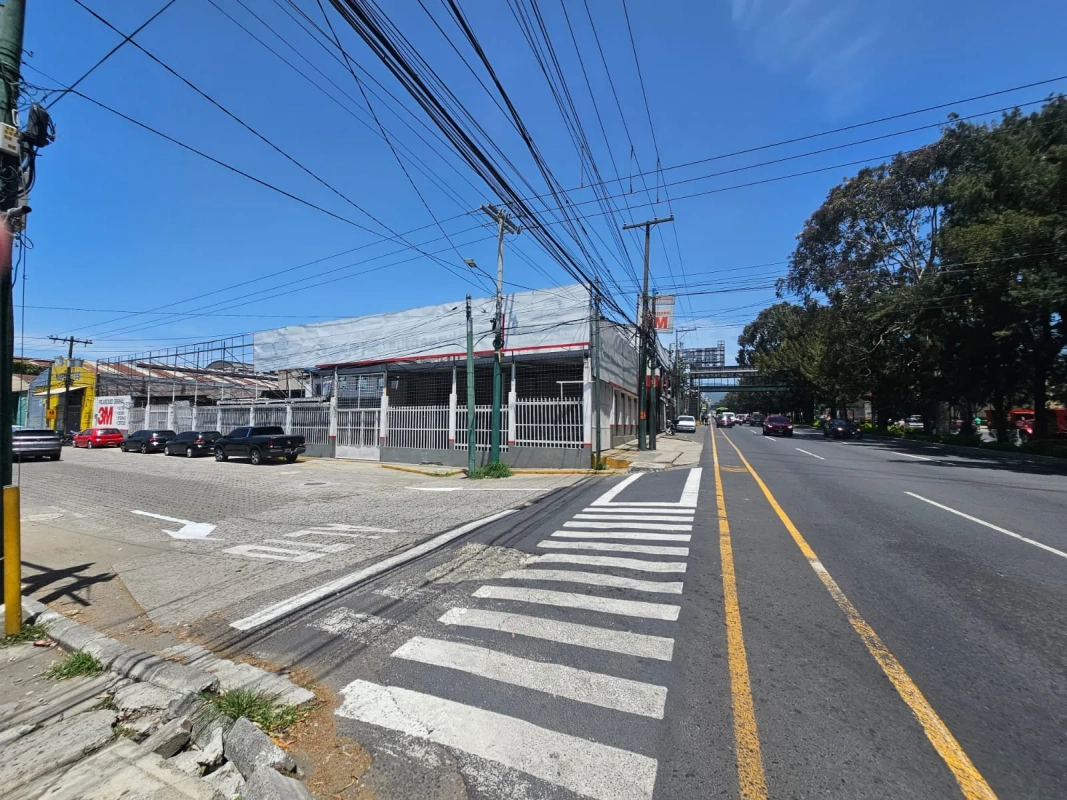 ALQUILER LOCAL SOBRE CALZADA ROOSEVELT