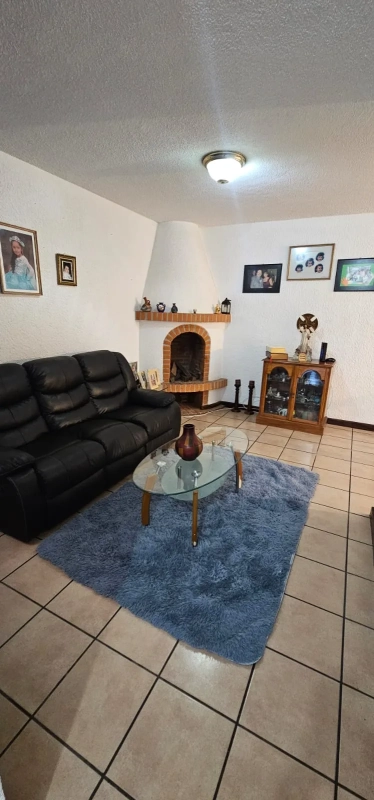 CASA EN VENTA SAN LUCAS SACATEPÉQUEZ