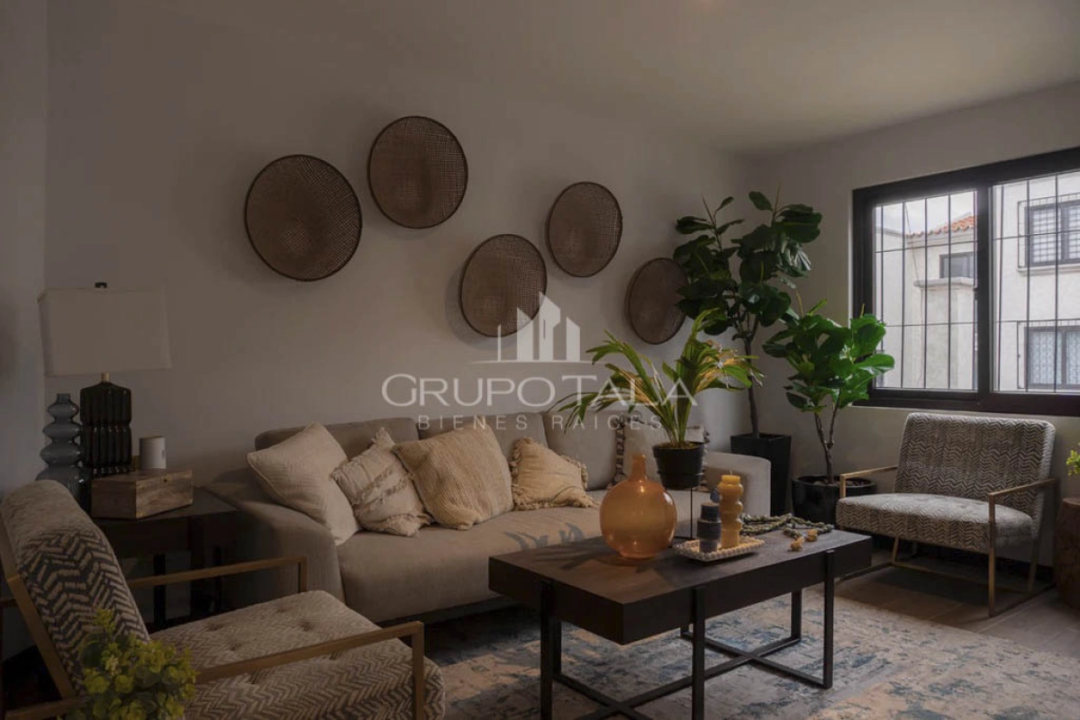 Casa en Venta - Antigua Guatemala, Condado Ciudad Vieja - Image 2