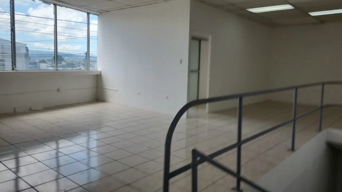 BODEGA EN RENTA VILLA NUEVA