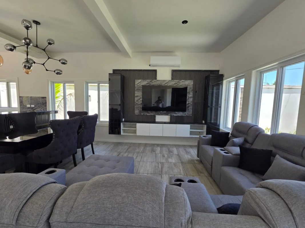 BONITA CASA EN VENTA AMUEBLADA Aldea las QUECHAS, Monterrico