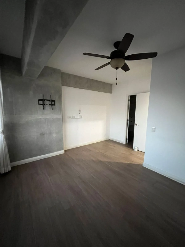 Zona 4/ Edificio Granat / 2 niveles