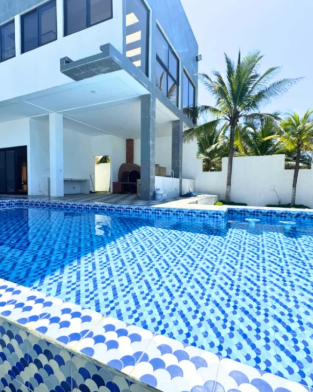 MANSIÓN EN VENTA EN MONTERRICO