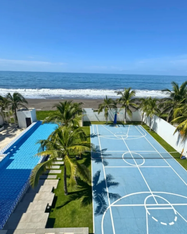 MANSIÓN EN VENTA EN MONTERRICO