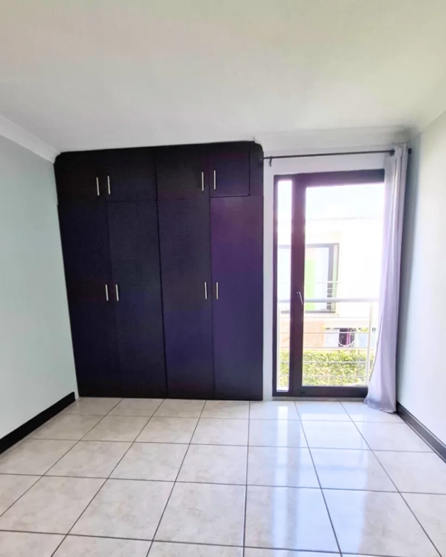 CASA EN RENTA EN ZONA 17 KM8.5 FLORENTINA PREMIER