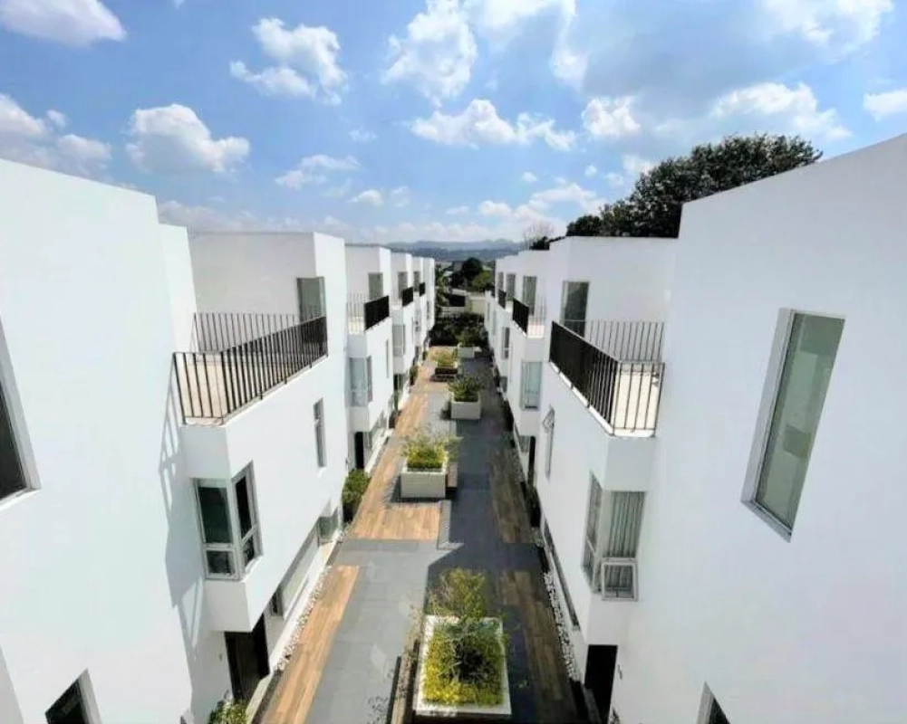 Linda Townhouse en zona 15 en venta o renta.