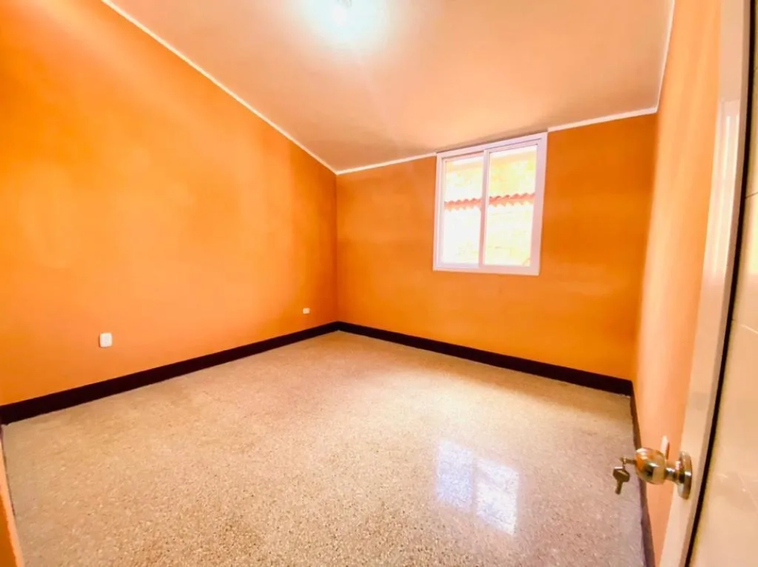 En Venta Terreno Con 5 Casas En Chiquimula