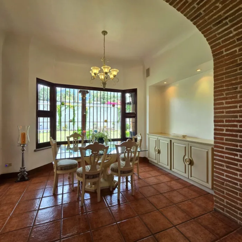 Exclusiva Casa en Venta cercana La Antigua Guatemala - Miniatura 11