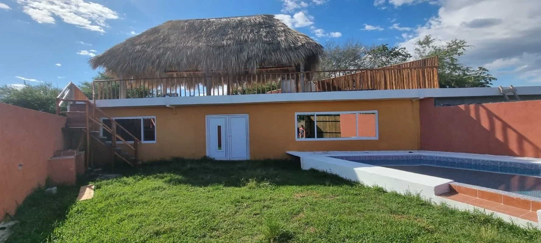 casas de playa en venta cerca de Monterrico