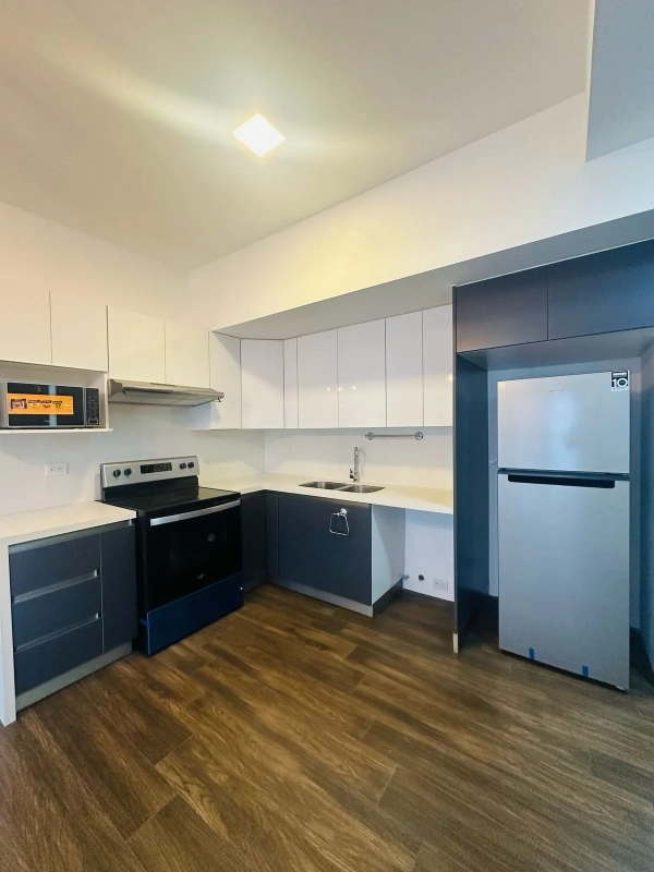 VENTA APARTAMENTO EN EDIFICIO CASA ROBLE, ZONA 14