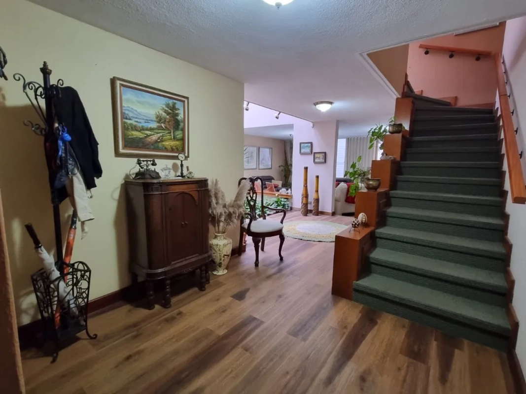 Casa en Venta Zona 15 codigo.CC35563