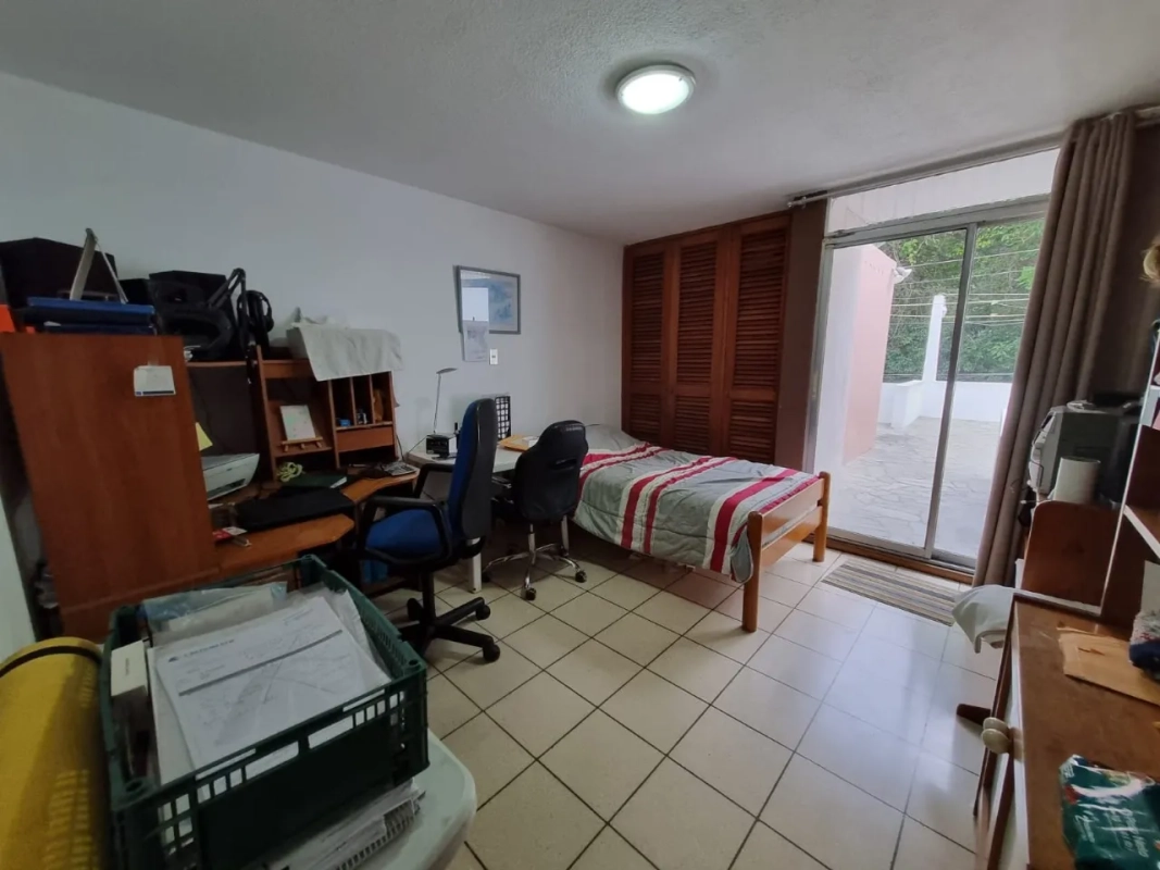 Casa en Venta Zona 15 codigo.CC35563