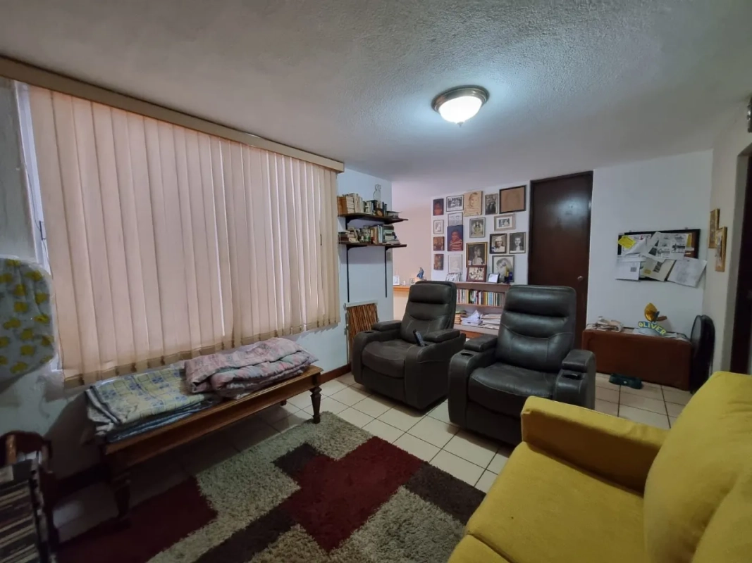 Casa en Venta Zona 15 codigo.CC35563