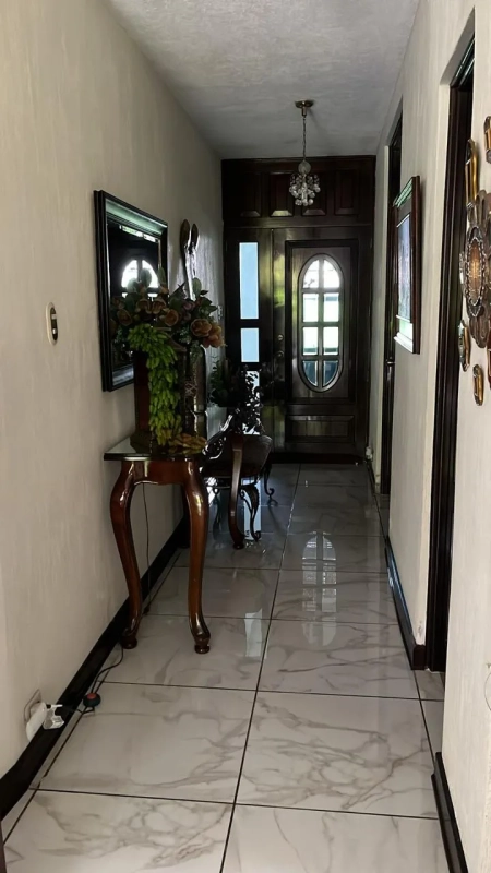 VENDO CASA EN PRADOS DE MONTE MARIA ZONA 12