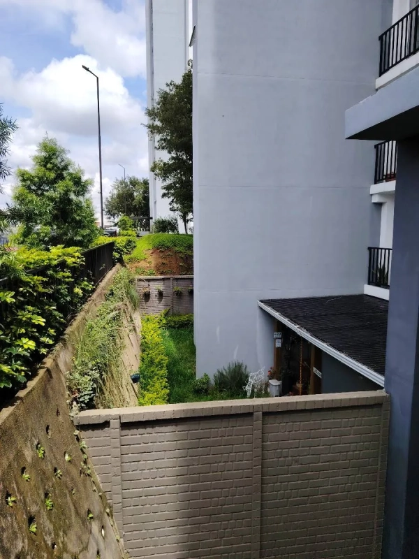 Apartamento con jardin en primer nivel en Sakai zona 1 de Mixco