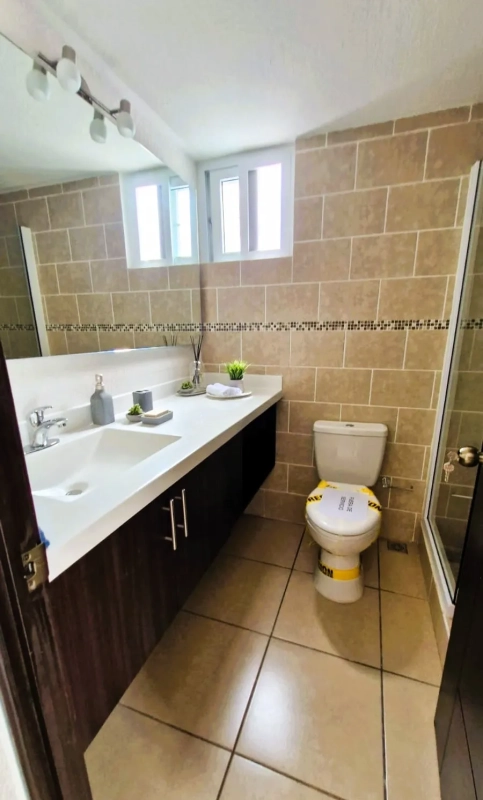 CASAS NUEVAS EN ALTOS DE VILLAGE II