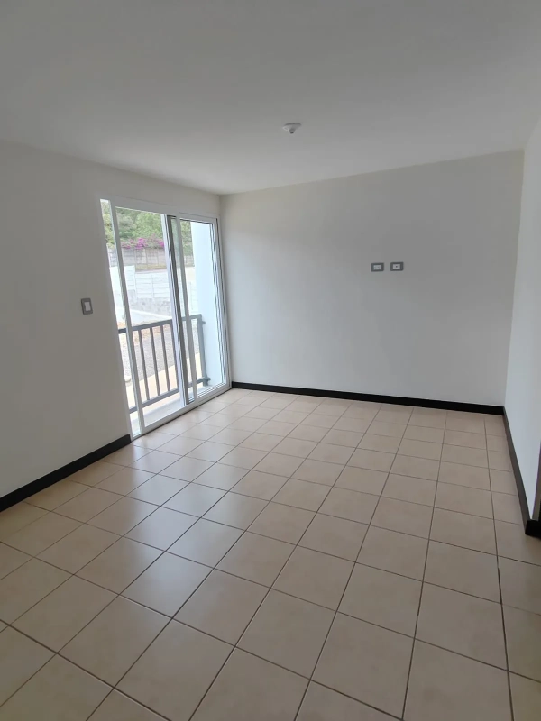 CASAS PARA ESTRENAR EN ALTOS DE VILLAGE II