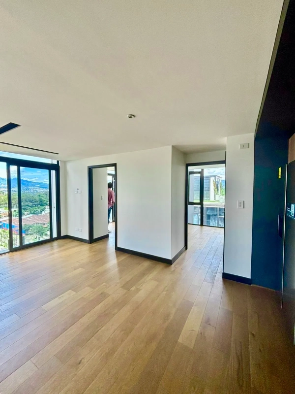 Zona 11 • Apartamento en renta • Edificio Villa Mariscal