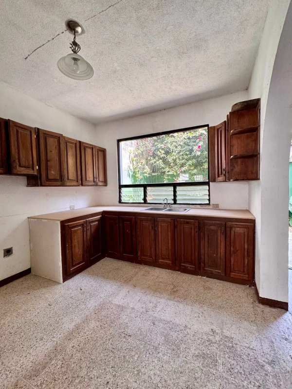 Casa en Renta Zona 15 codigo.CC35584