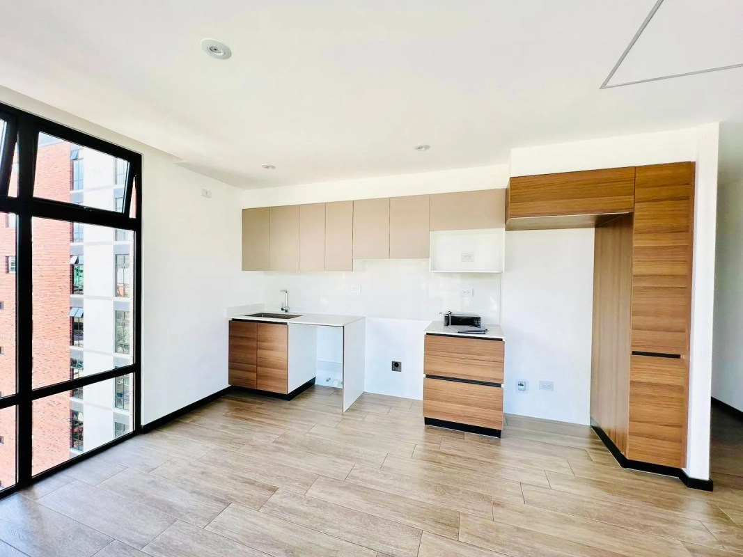 Apartamento de 2 dormitorios en zona 10 IQ10