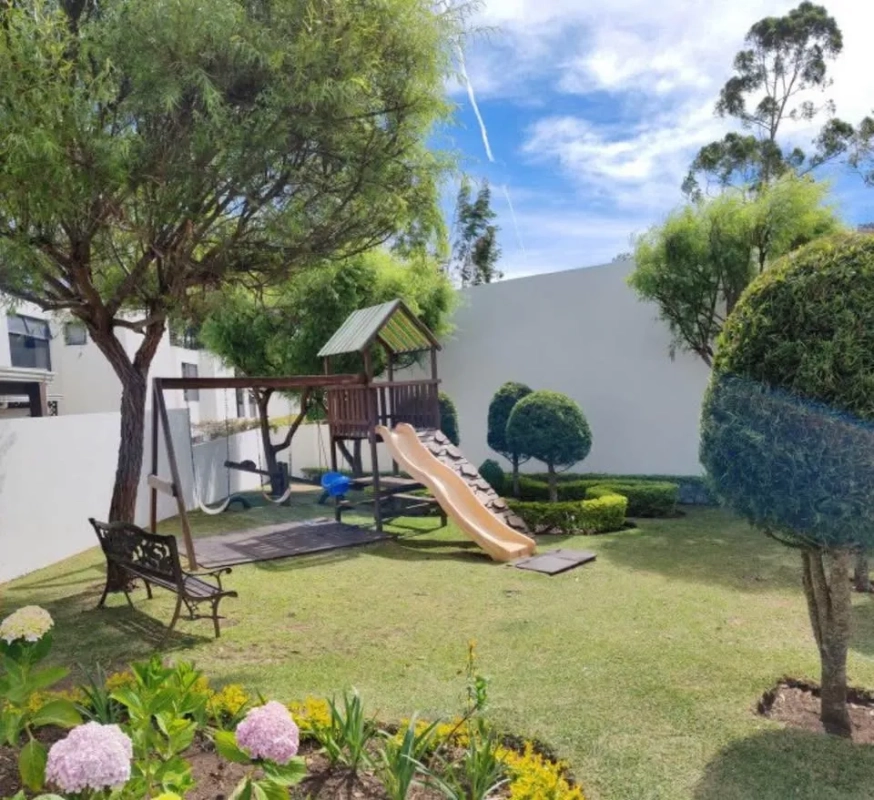 CASA EN VENTA KM 21.5 A FRAIJANES (CASA DE DIOS)