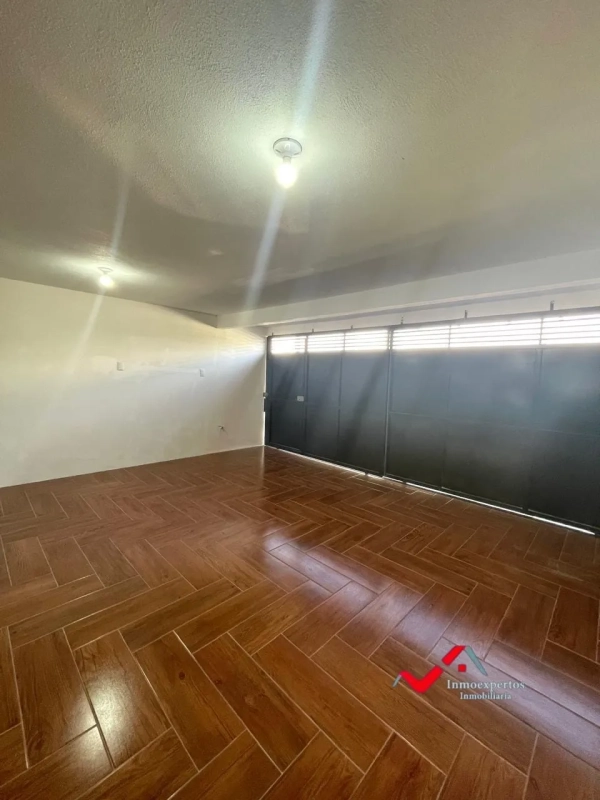 Casa en Renta San Cristóbal, Zona 8 Mixco