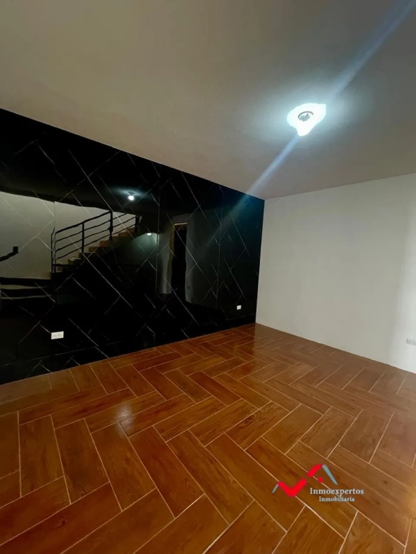 Casa en Renta San Cristóbal, Zona 8 Mixco