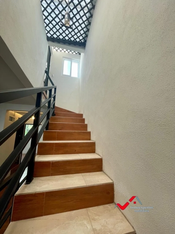 Casa en Renta San Cristóbal, Zona 8 Mixco