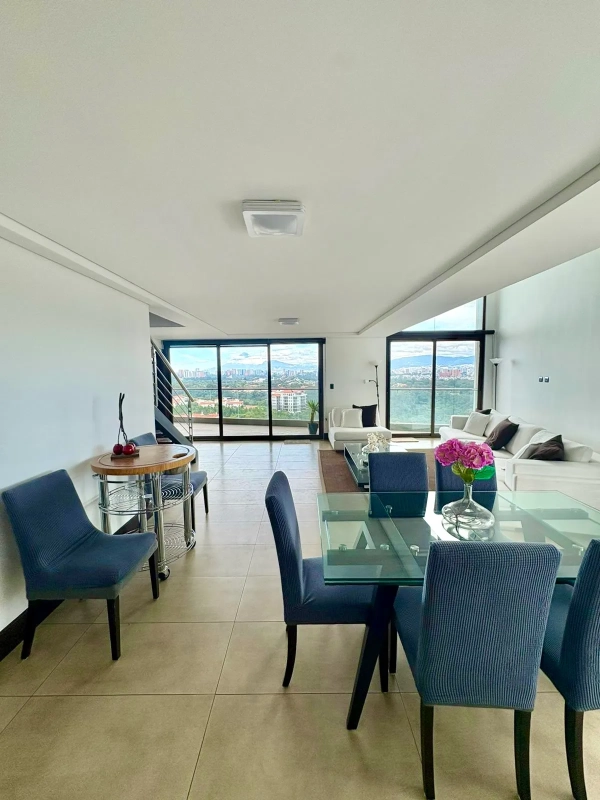 Zona 16 • Apartamento en renta • Edificio Viú Cayalá • Amueblado y Equipado