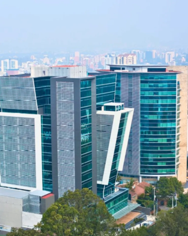 Oficina en Venta en Zona 15, Amueblada -Edificio Domani-