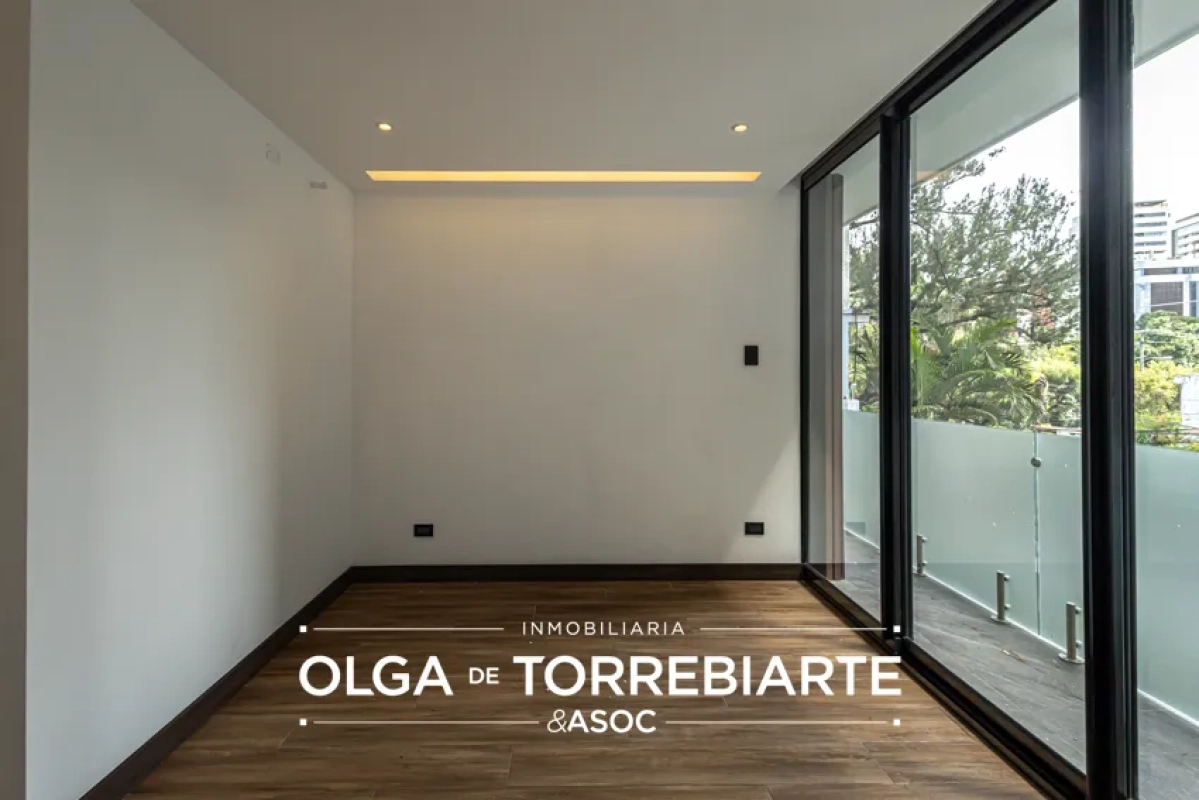 Casa en Condominio La Herradura, Zona 13