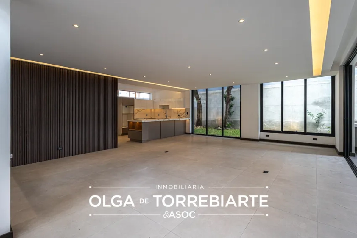 Casa en Condominio La Herradura, Zona 13