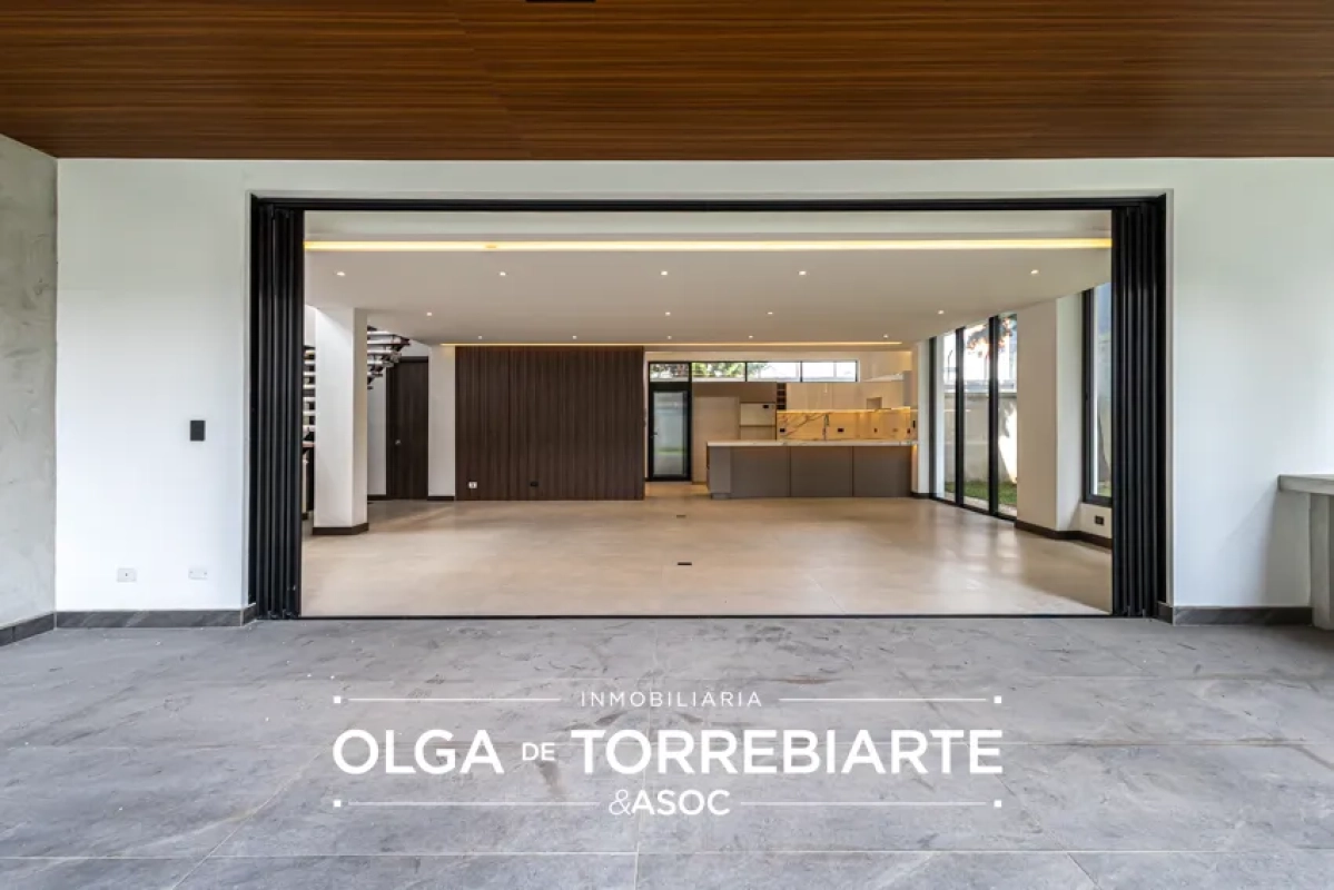 Casa en Condominio La Herradura, Zona 13