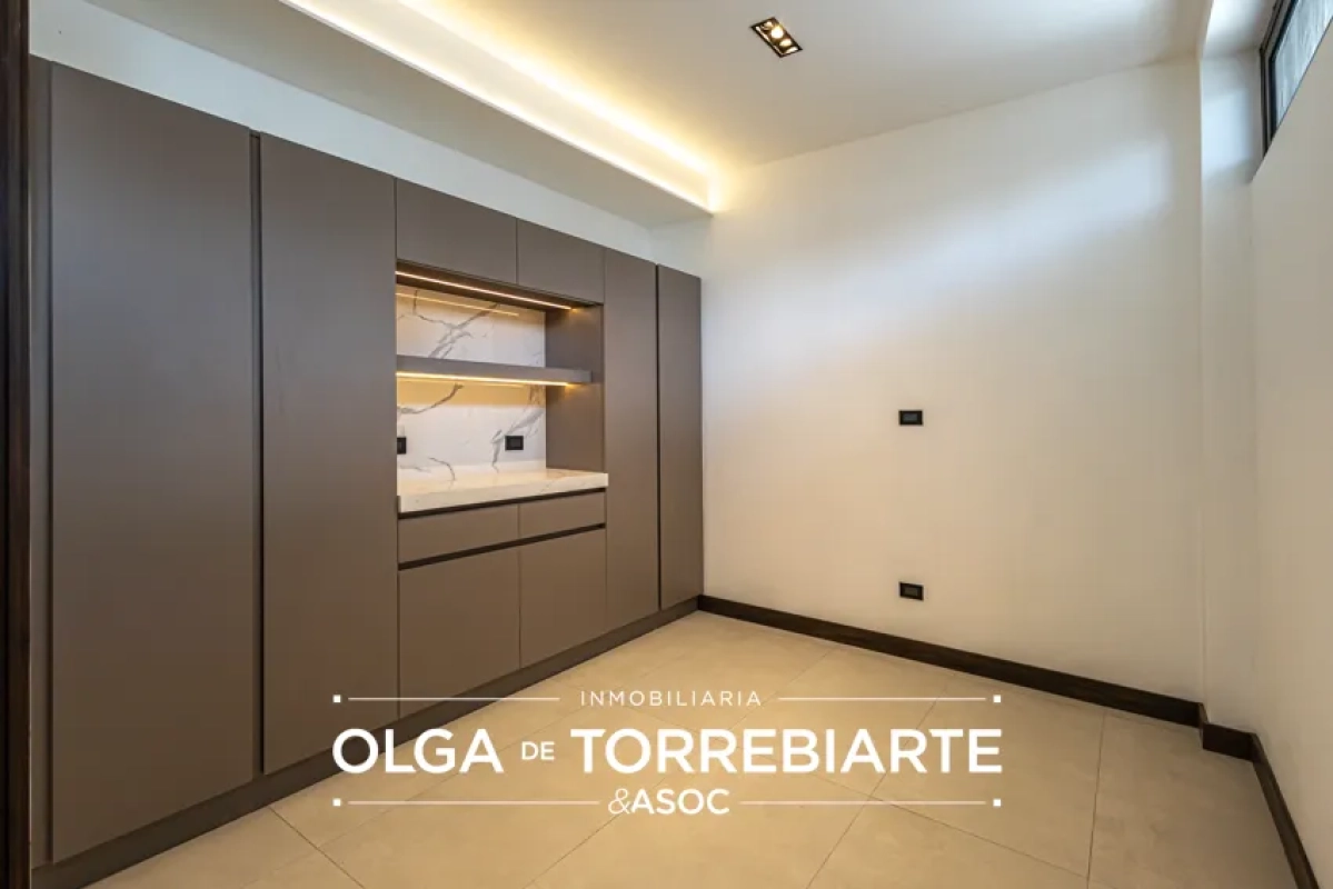 Casa en Condominio La Herradura, Zona 13
