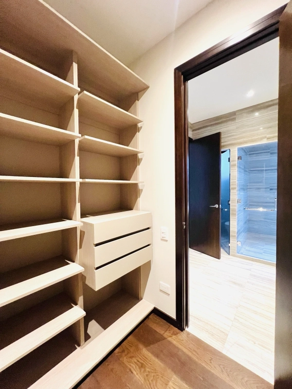 ESPECTACULAR /  APARTAMENTO EN SANTA SOFIA 7AV